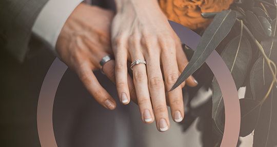 Бокал игристого для особого события