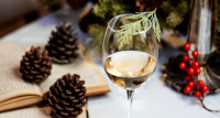Теплый гид по зимним винам: 9 вариантов от классики до неожиданных открытий